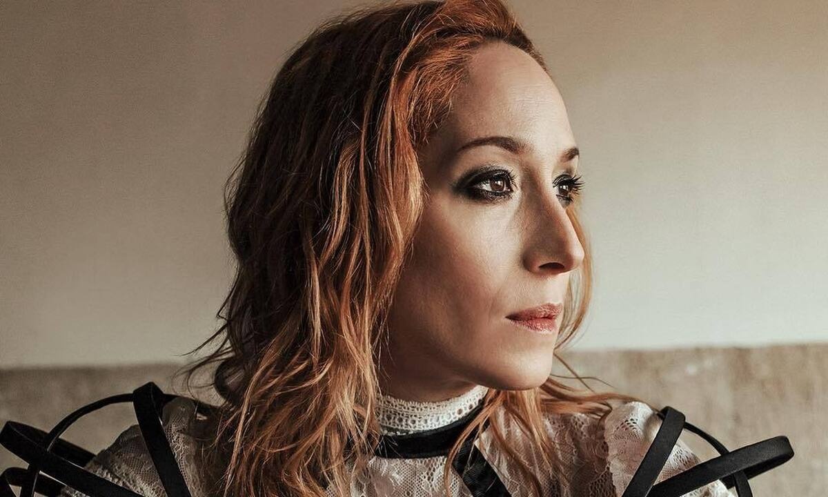 Κόρα Καρβούνη: «Δεν είναι δεδομένο ότι το ταλέντο θα σε βοηθά πάντα»