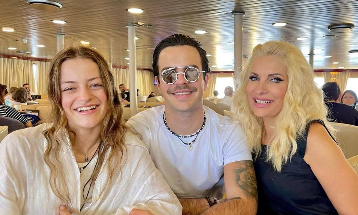 Γαία Μερκούρη: Όλες φορές που η κοπέλα του Άγγελου Λάτσιου ήταν ίδια με τη μαμά της