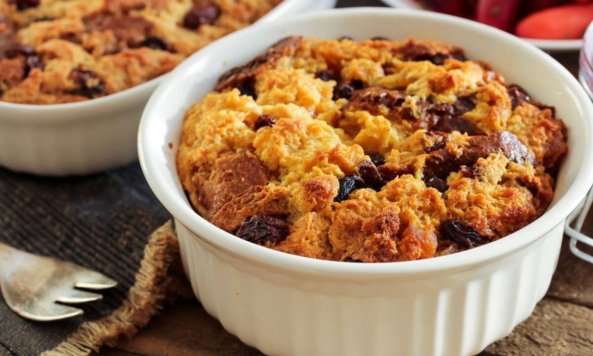 Συνταγή για πουτίγκα με λεμόνι και μούρα - Δοκιμάστε την!