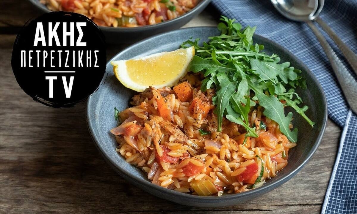 Κριθαράκι με καπνιστό τόνο από τον Άκη Πετρετζίκη
