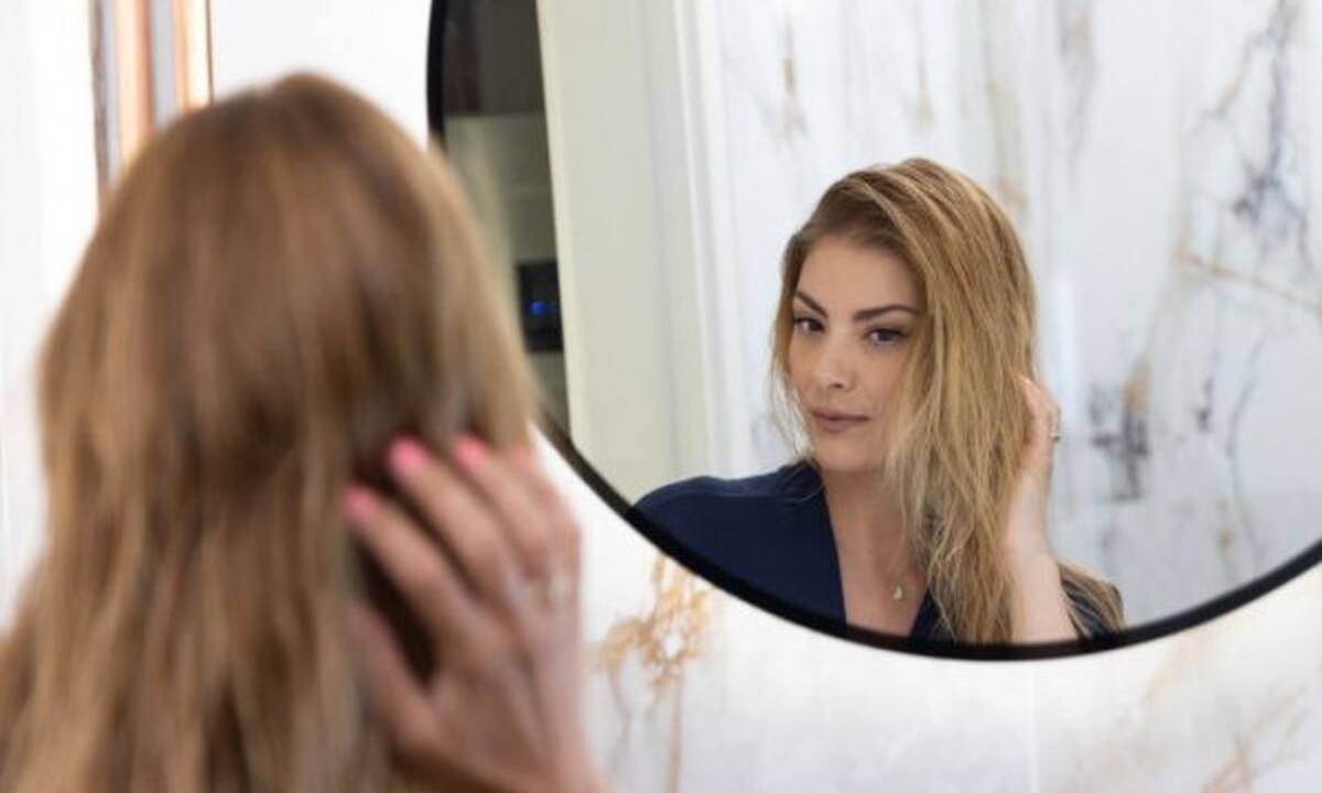 Πέτυχε το τέλειο wet look παρέα με το TRESemmé