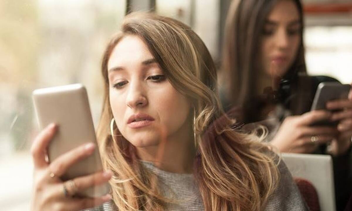 Γιατί η σίγαση του κινητού τηλεφώνου μπορεί να οδηγήσει σε περισσότερο άγχος;