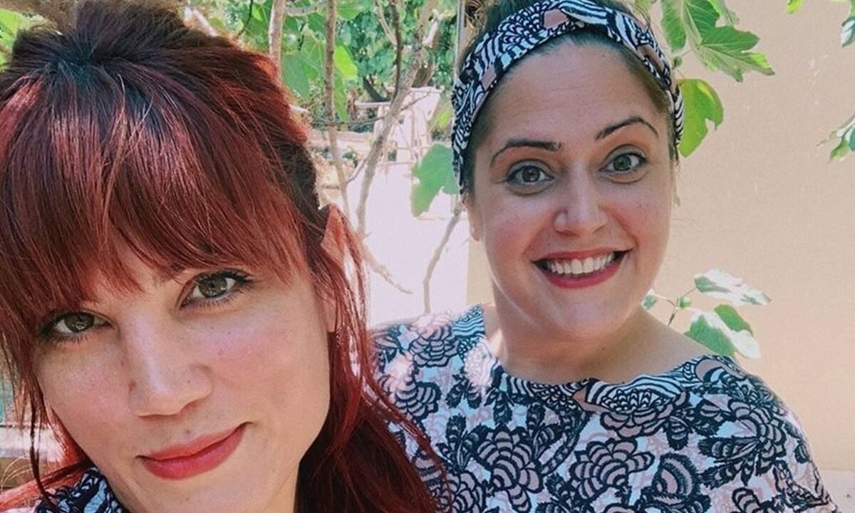 Αλίκη Συνατσάκη: Η δίδυμη αδερφή της εγκυμονούσας Μαίρης και πόσο μοιάζουν μεταξύ τους