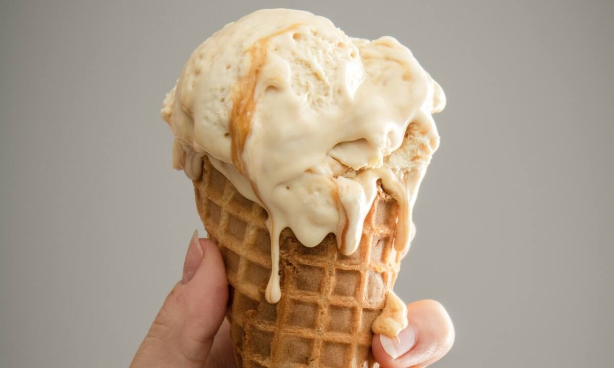 Πανεύκολες συνταγές για σπιτικό παγωτό με τρία υλικά η κάθε μία