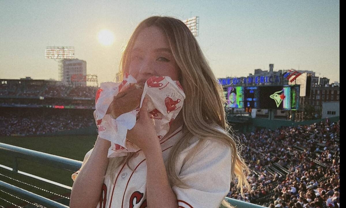 Αυτές οι συνήθειες της Sydney Sweeney θα σου αλλάξουν τη ζωή μια για πάντα