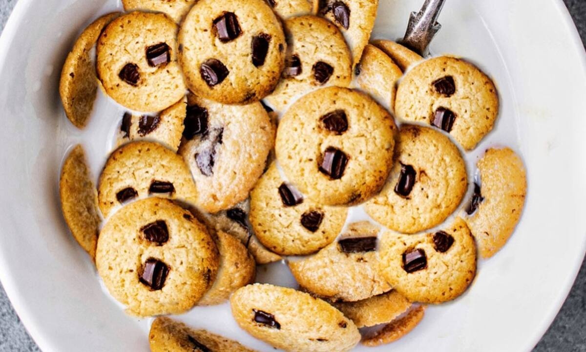 Για να μην τρως διαρκώς γάλα με δημητριακά φτιάξε τα viral cookies του TikTok