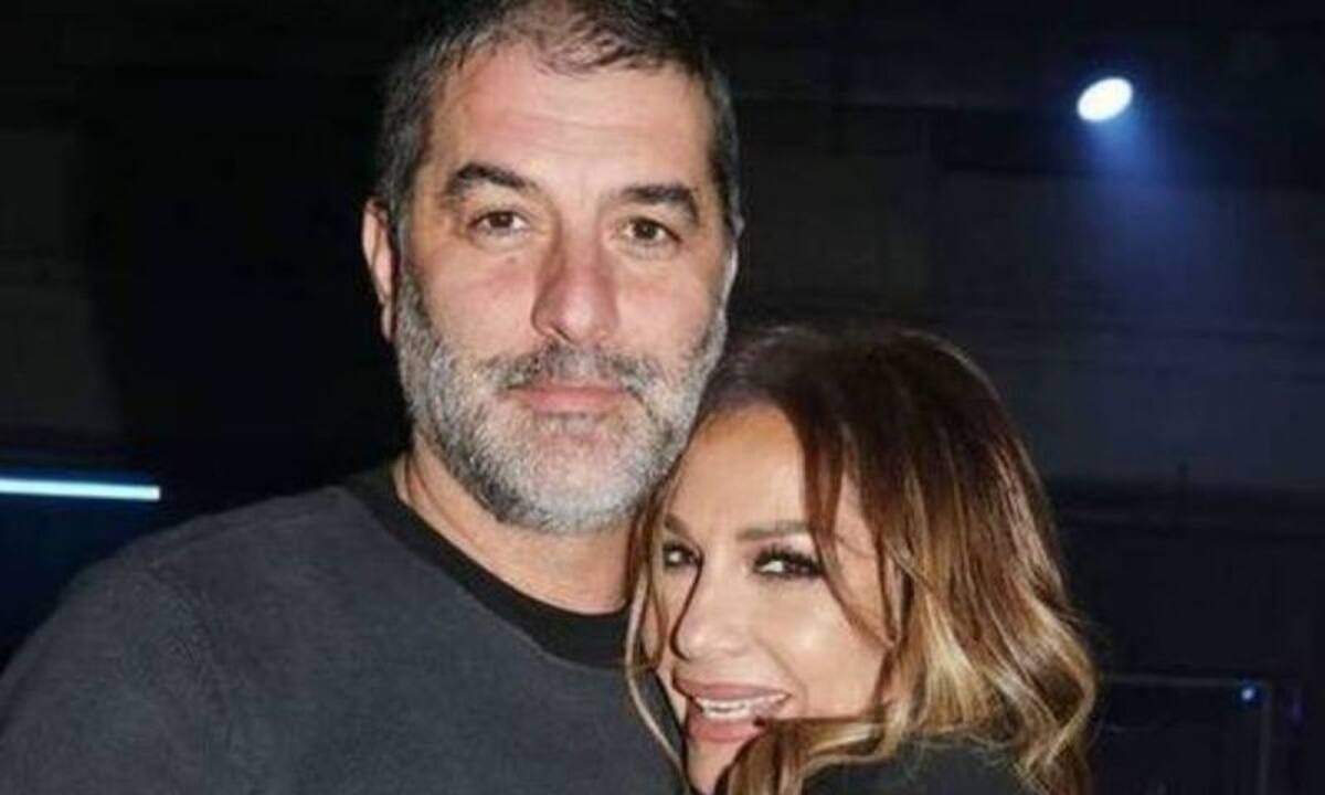 Η απάντηση της Δέσποινας Βανδή στις ευχές του Βασίλη Μπισμπίκη είναι για αποθέωση