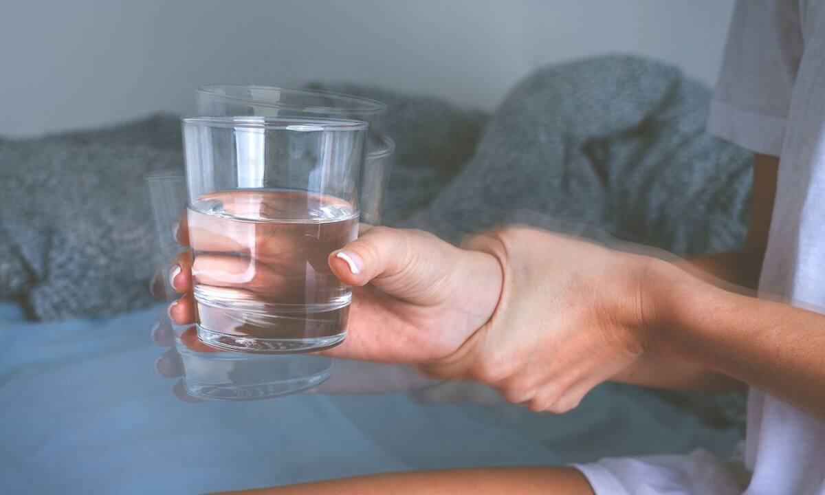 Ιδιοπαθής τρόμος και άλλες αιτίες που προκαλούν τρέμουλο χεριών