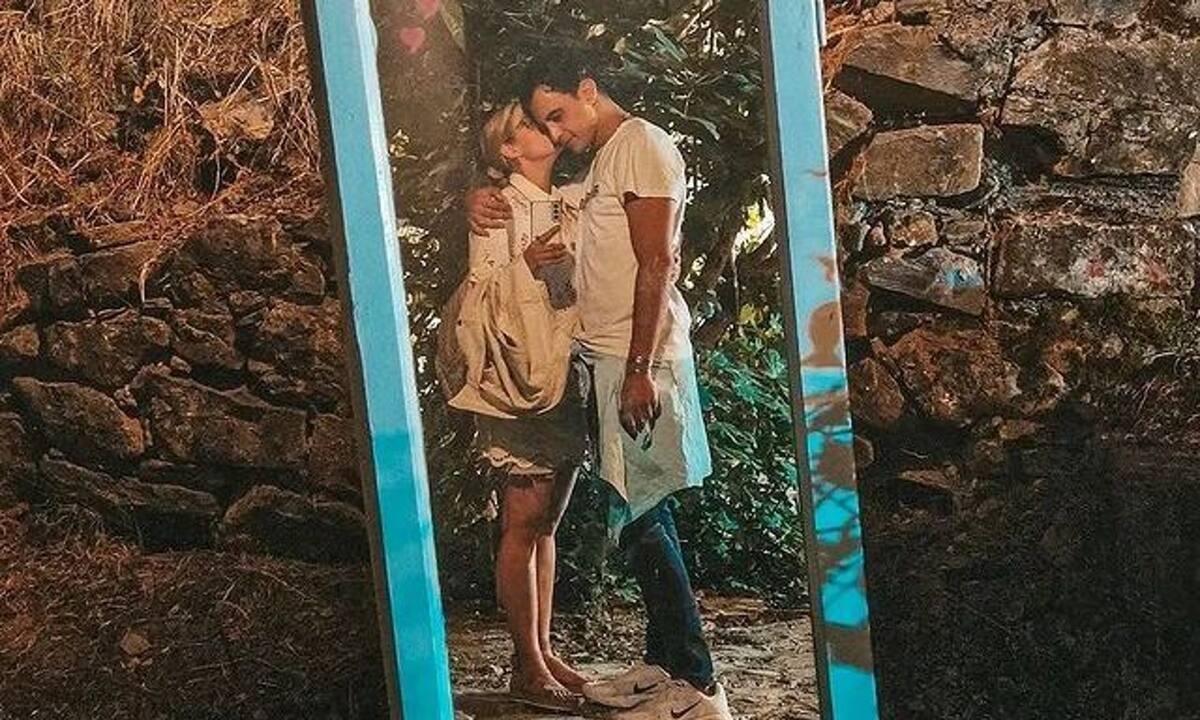 Το τρολάρισμα ου Δήμου Αναστασιάδη στην Τζένη Θεωνά είπε την αλήθεια για τη σχέση τους