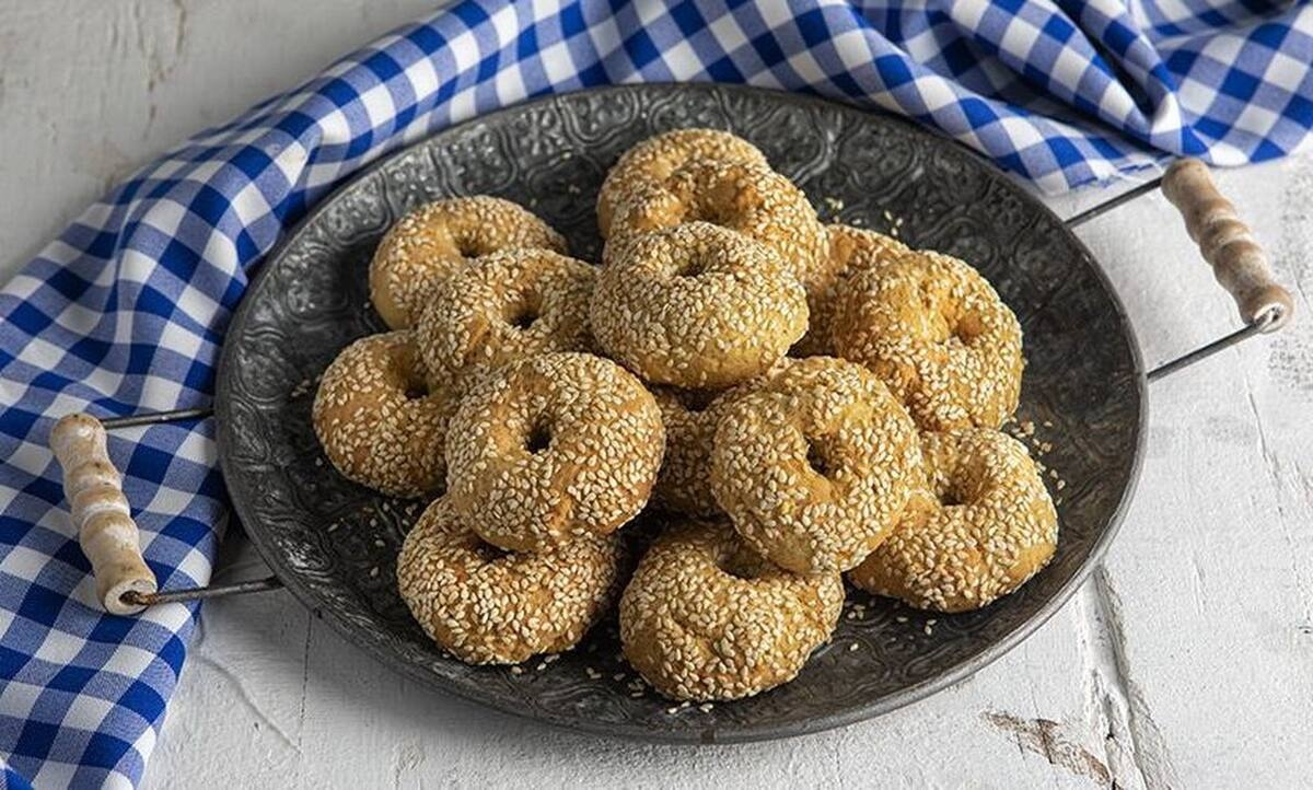 Λαχταριστά κουλουράκια με ελαιόλαδο από τον Άκη Πετρετζίκη