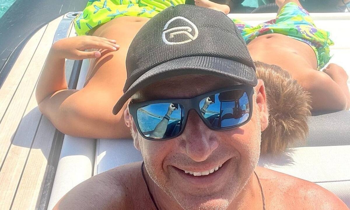 Γιώργος Λιάγκας: Απόδραση στο Λονδίνο με τους γιους του