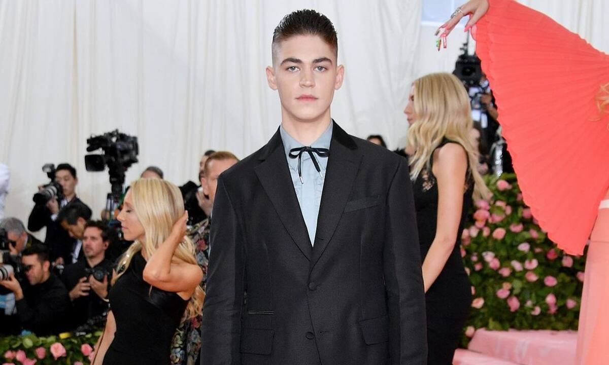 Hero Fiennes Tiffin: Ποιος είναι ο πρωταγωνιστής του After και γιατί όλοι μιλούν για αυτόν