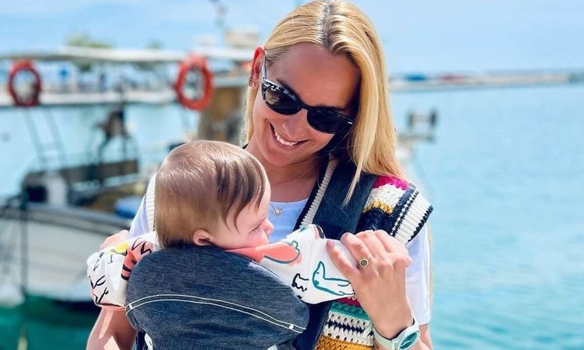Άννη Πανταζή: Βάφτισε τον γιο της – Οι πρώτες φωτογραφίες από τη βάφτιση