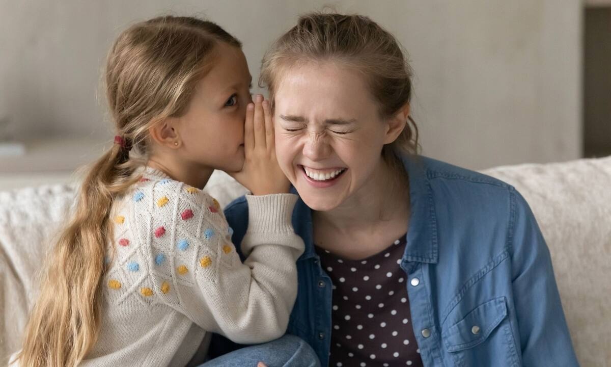 Τρομερά νήπια: Οι απίθανες πλάκες που κάνουν στους γονείς τους