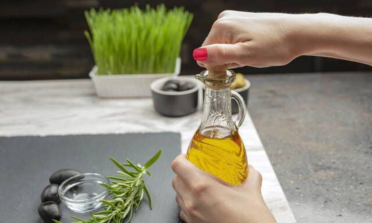 Τα πλεονεκτήματα του ελαιόλαδου στο δέρμα