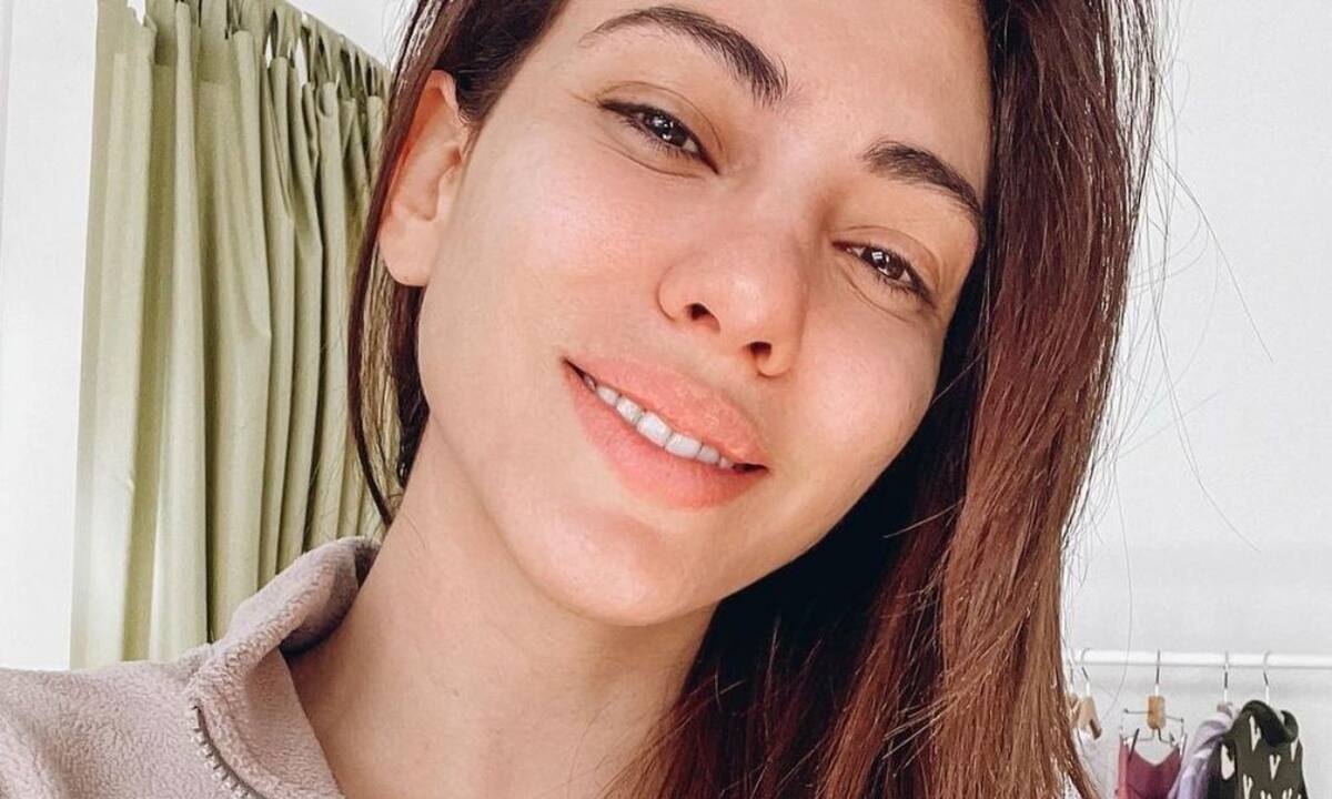 Έχεις δει πόσο μοιάζει η Ευρυδίκη Βαλαβάνη με τη μητέρα της;