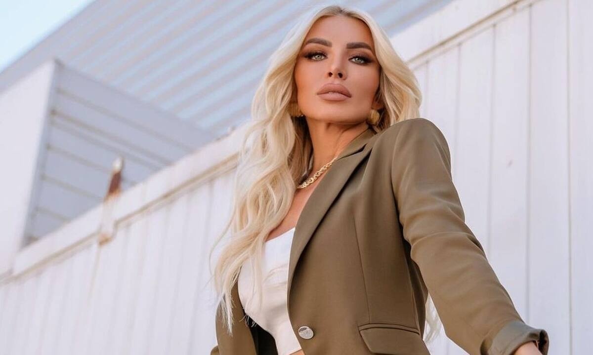 Καινούργιου: «Πέρασα δύσκολα το καλοκαίρι. Πάω κι εγώ σε ψυχίατρο, έπεσα σε αντιδραστική κατάθλιψη»