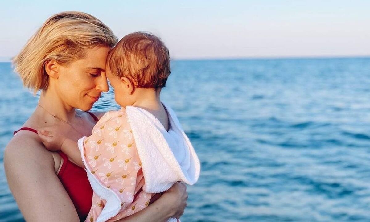 Νάντια Μπουλέ: «Πρώτη μέρα συνεχόμενου βραδινού ύπνου μετά από 14 μήνες»