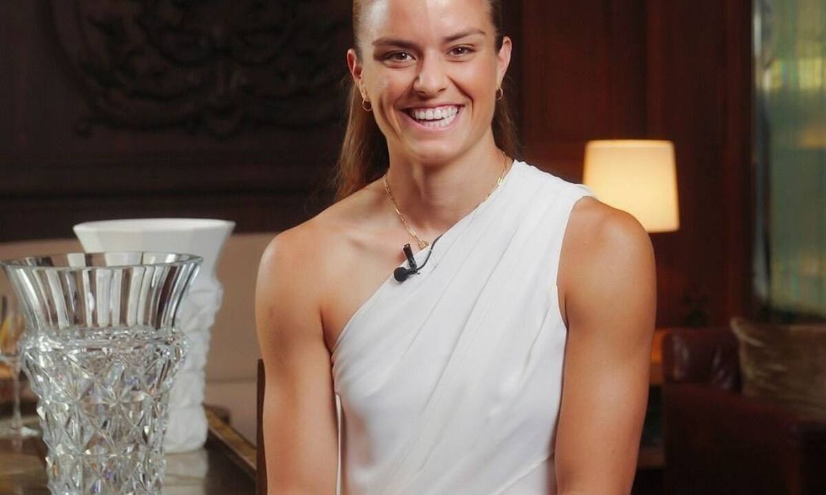 Η Μαρία Σάκκαρη μίλησε με ειλικρίνεια για τη σχέση της με τον Κωνσταντίνο Μητσοτάκη