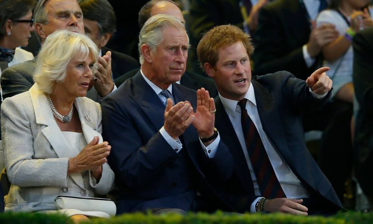 Η ενόχληση της Camilla για τον Harry και η επιβεβαίωση για τις σχέσεις τους