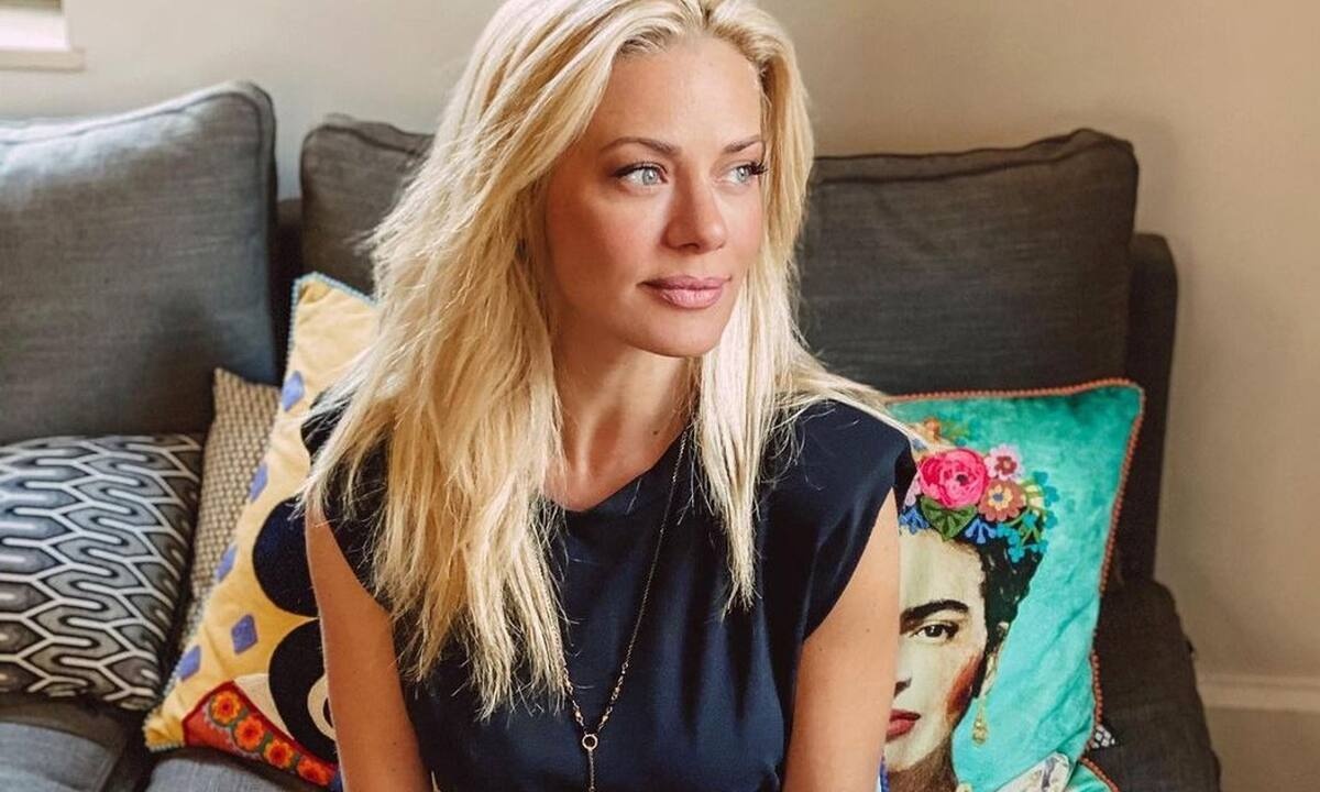 Στο σπίτι της Ζέτας Μακρυπούλια ο χρόνος δεν αρχίζει από Ρουκ Ζουκ αλλά σταματάει