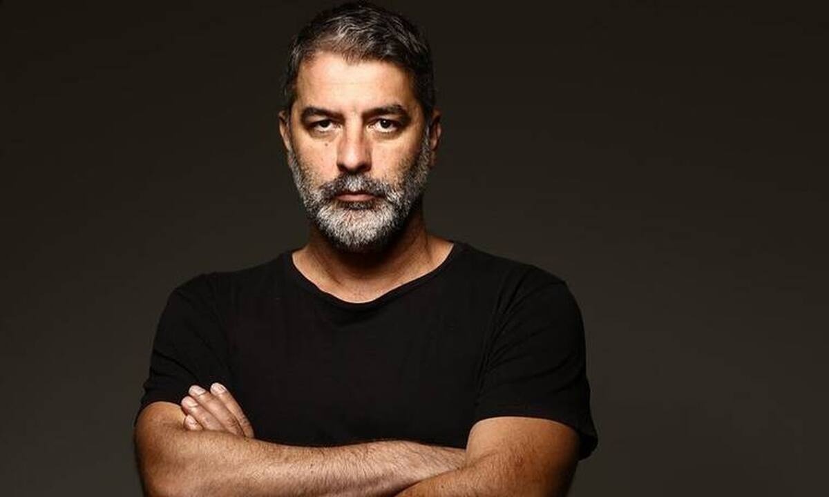 Βασίλης Μπισμπίκης: Ο γιος του, η πρώτη εμφάνιση πριν 17 χρόνια στην tv και ο έρωτας με την Βανδή