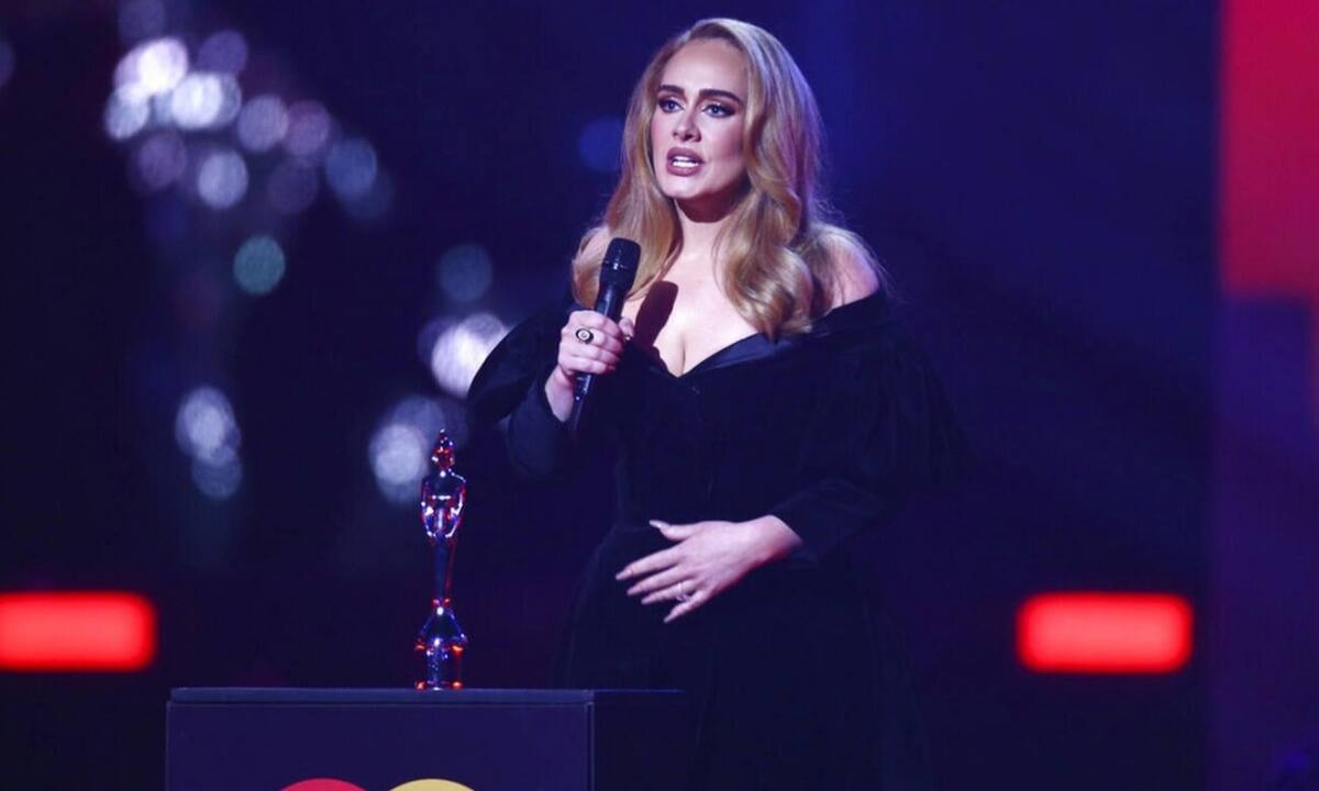 8 διάσημοι που συγκλόνισαν με το πρόβλημα ψυχικής υγείας που αντιμετώπισαν