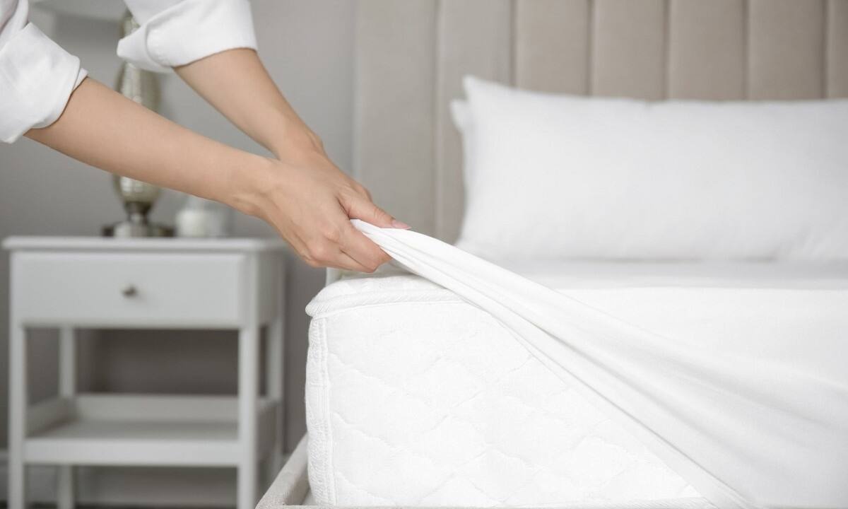 Οκτώ λάθη που ίσως κάνετε κι εσείς όταν πλένετε τα σεντόνια