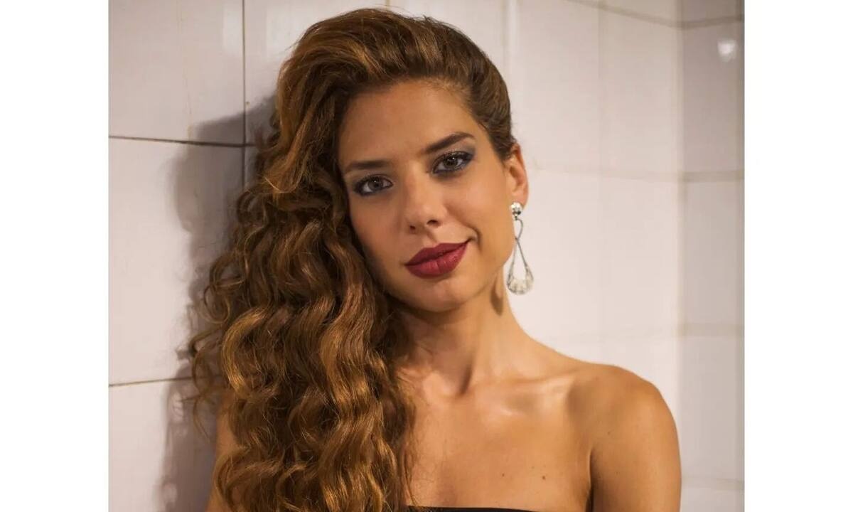 Ηλιάνα Μαυρομάτη: «Θέλω πολύ ο κόσμος να συνδεθεί με αυτό που θα δει στη μικρή οθόνη»