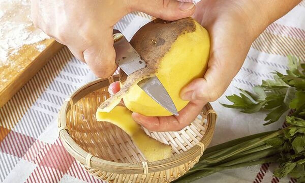 Πόση ώρα μπορείτε να αφήσετε τις πατάτες στο νερό