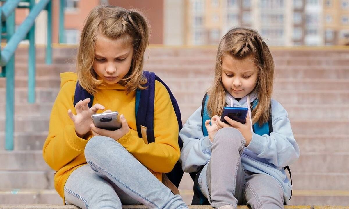 Έρευνα: Παιδιά θεωρούν φυσιολογικό το ραντεβού με ενήλικες