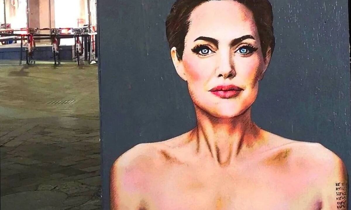 Η Angelina Jolie έγινε γκράφιτι με σημάδια μαστεκτομής
