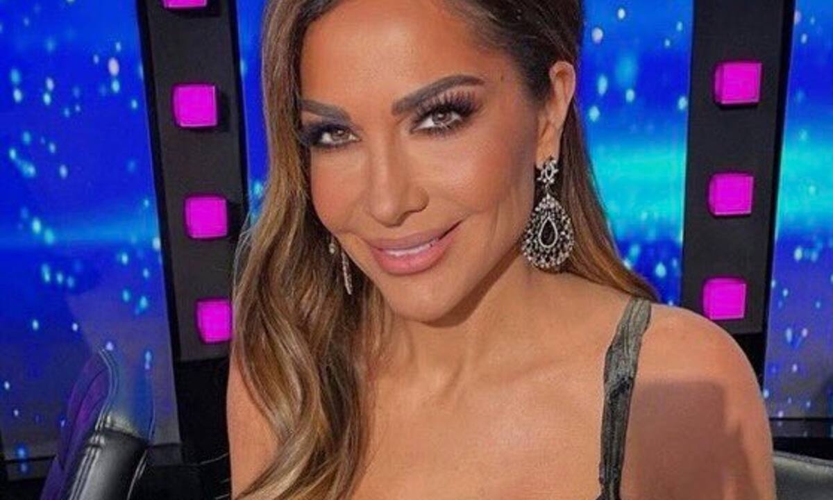 J2Us: Η Βανδή έγινε viral στο Twitter - H ατάκα για τον Μπισμπίκη