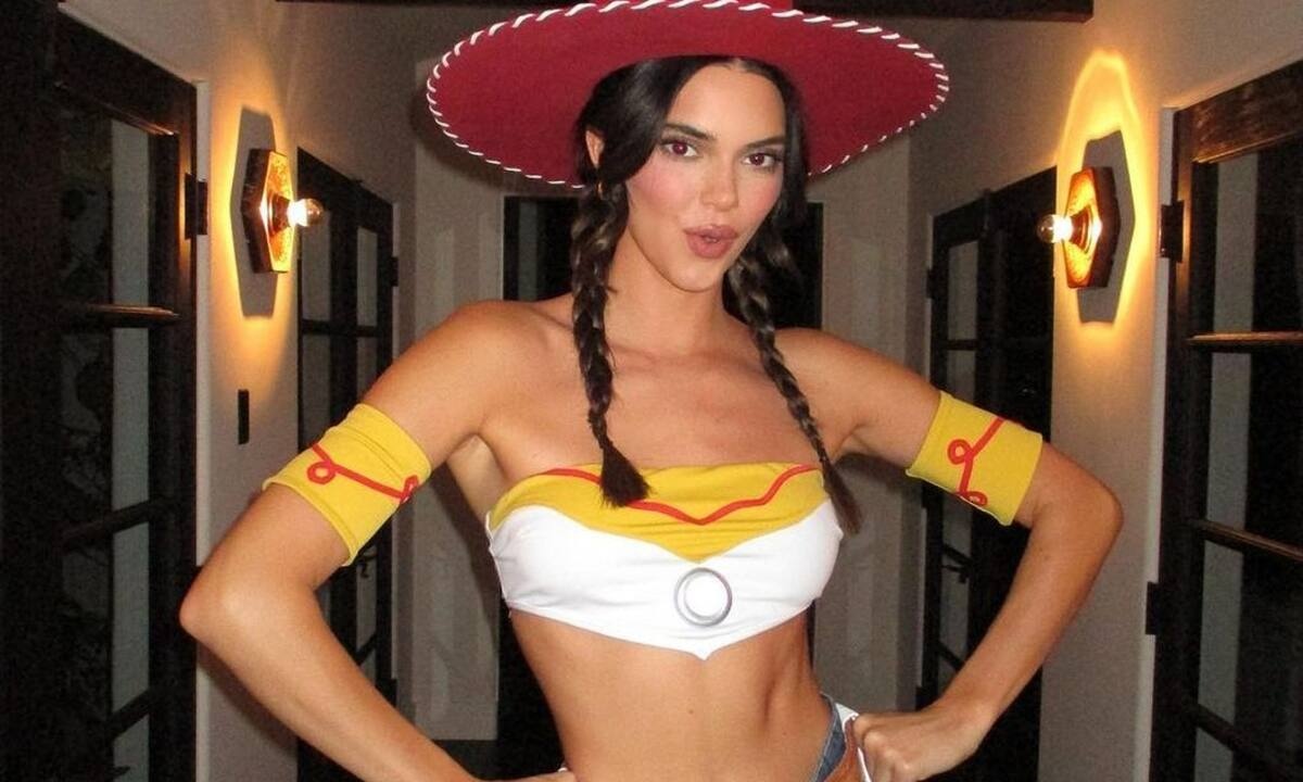 Το ρεκόρ της Kendall Jenner στο Halloween εντυπωσιάζει
