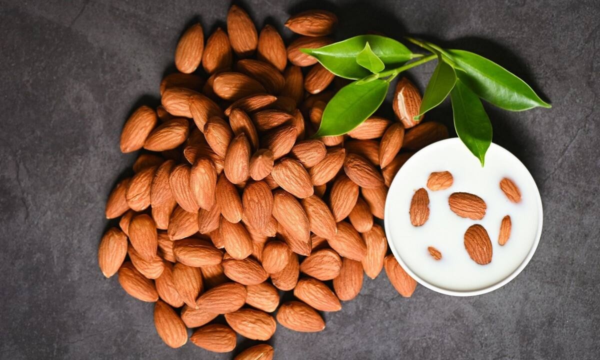 Γιατί τα αμύγδαλα είναι ωφέλιμα και για το έντερο