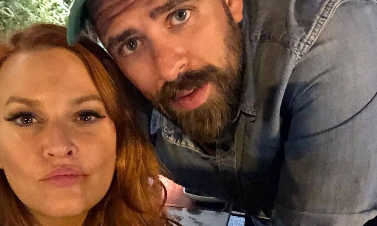 Ο κούκλος αδερφός της Σίσσυς Χρηστίδου έγινε 40 ετών (photos)