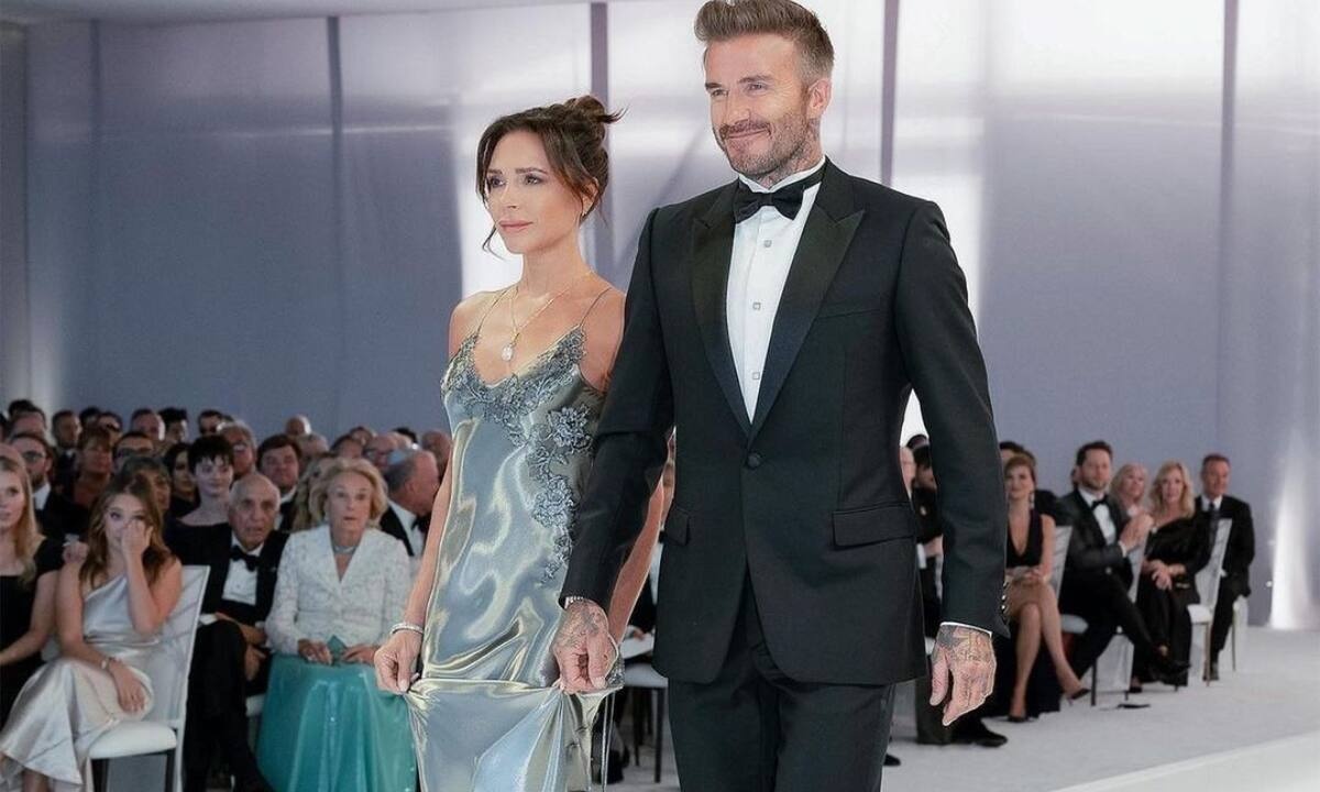 Κυκλοφορεί το φόρεμα της Beckham από τον γάμο του γιου της