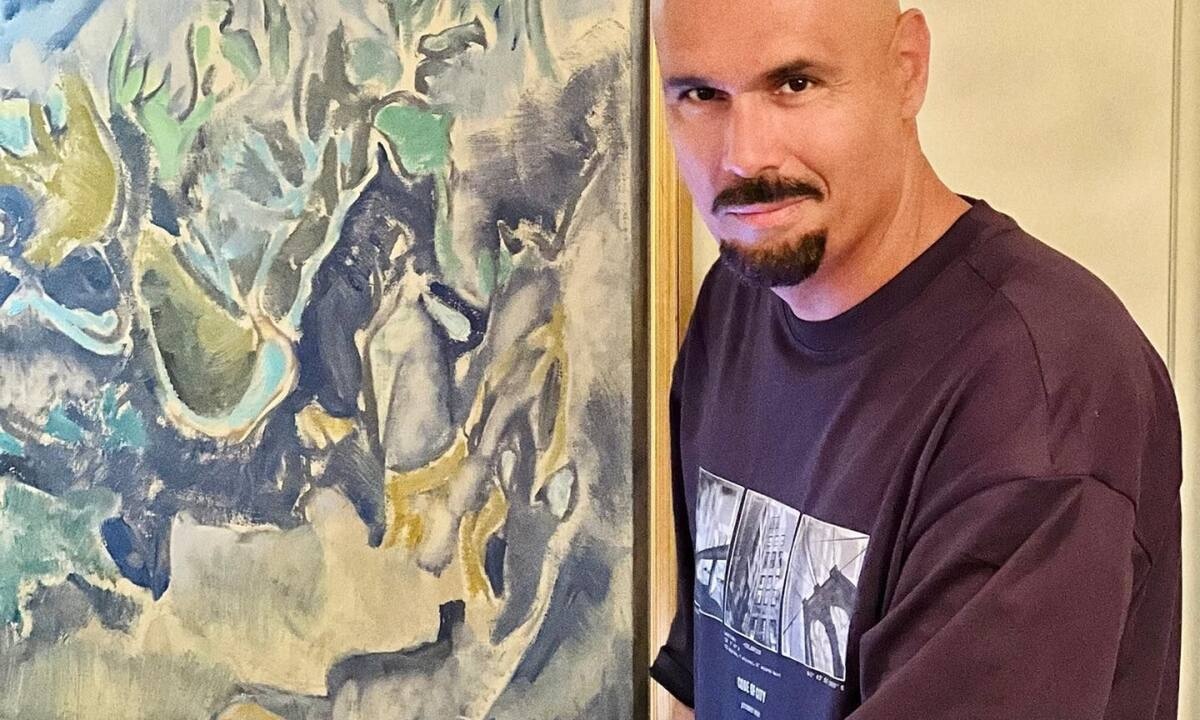 Το cozy σπίτι του Δημήτρη Σκουλού θα σε εμπνεύσει σε θέματα deco