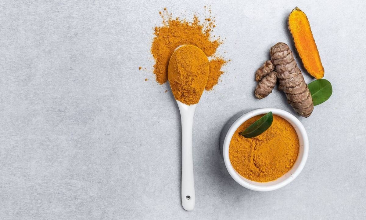 Πόνοι στις αρθρώσεις: Τα αποδεδειγμένα οφέλη του κουρκουμά