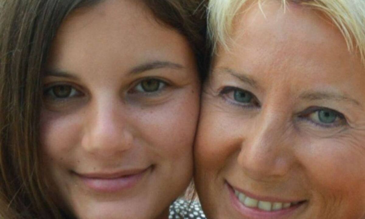 Αλίκη Καραμανλή: Η γιορτή και η ομοιότητα με την Νατάσα Παζαΐτη