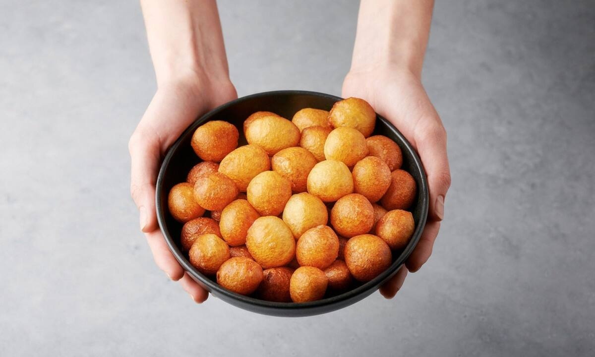 Λουκουμάδες χωρίς μαγιά στο λεπτό