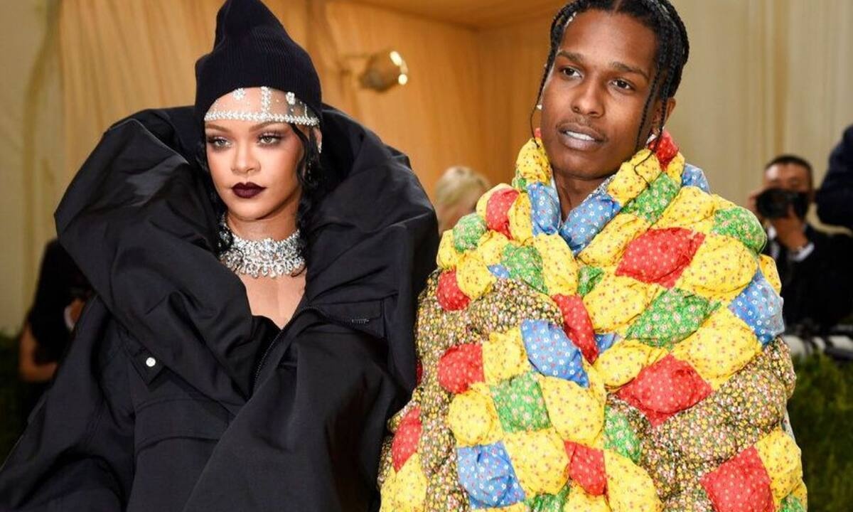 Μαμά για δεύτερη φορά η Rihanna;