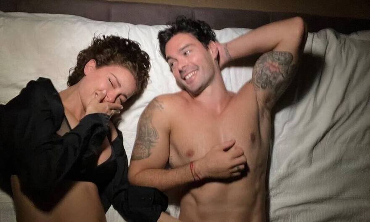 Ελένη Φουρέιρα: Οι νέες φωτογραφίες με φουσκωμένη κοιλίτσα – «Βροχή» οι ευχές των followers