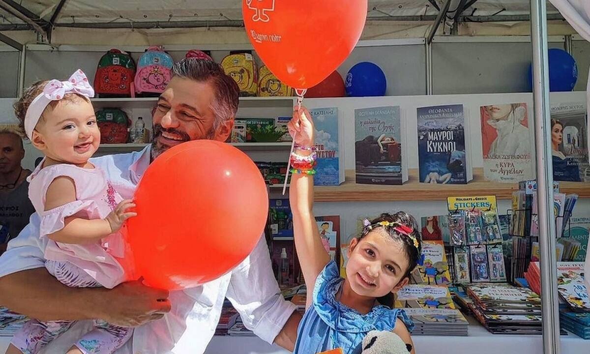 Στέλιος Κρητικός: Τα νέα στιγμιότυπα με τις γυναίκες της ζωής του