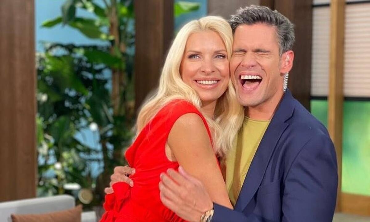 Ελένη Μενεγάκη: Πρώην συνεργάτης της απαντά για την «κόντρα» της με τον Δημήτρη Ουγγαρέζο!