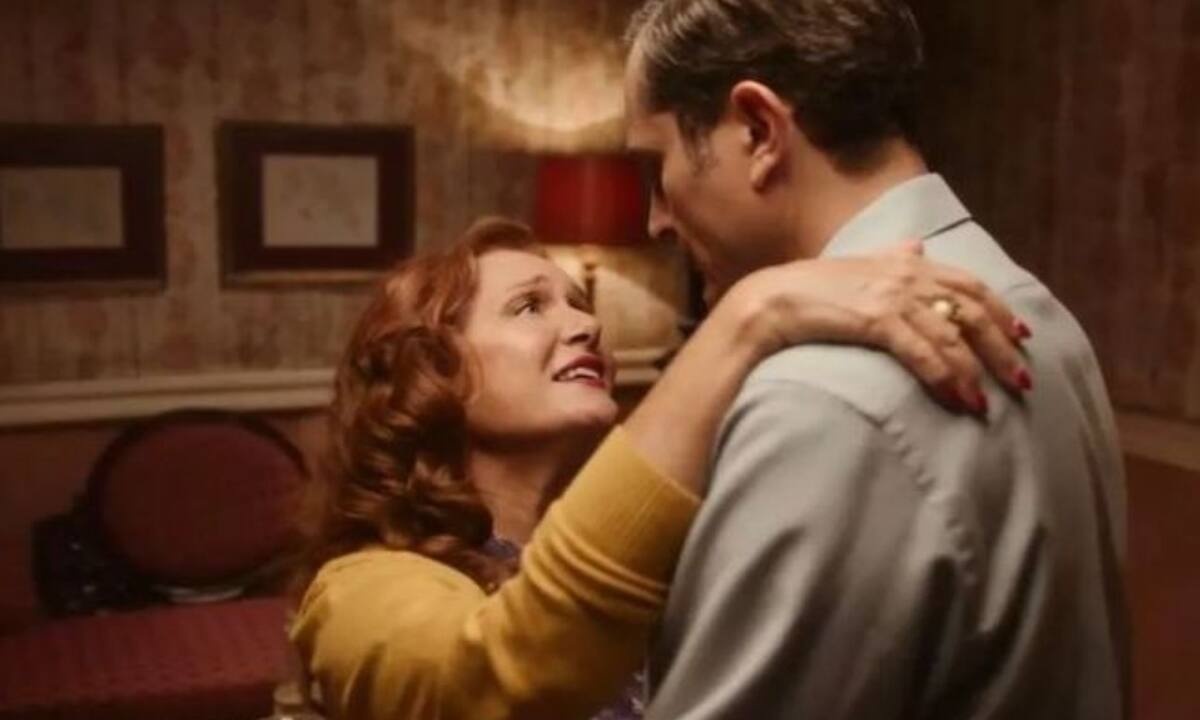 Μια νύχτα του Αυγούστου: Επιστροφές από Νησί & αποθέωση στο Twitter