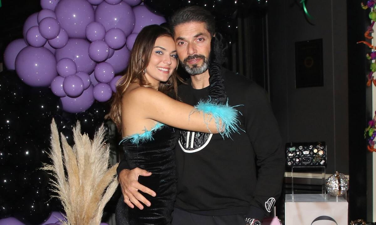 Ανδριώτου-Μαρτίκας: Έρωτας παράφορος και... Survivor! Η βραδινή έξοδος και οι τρυφερές φωτό