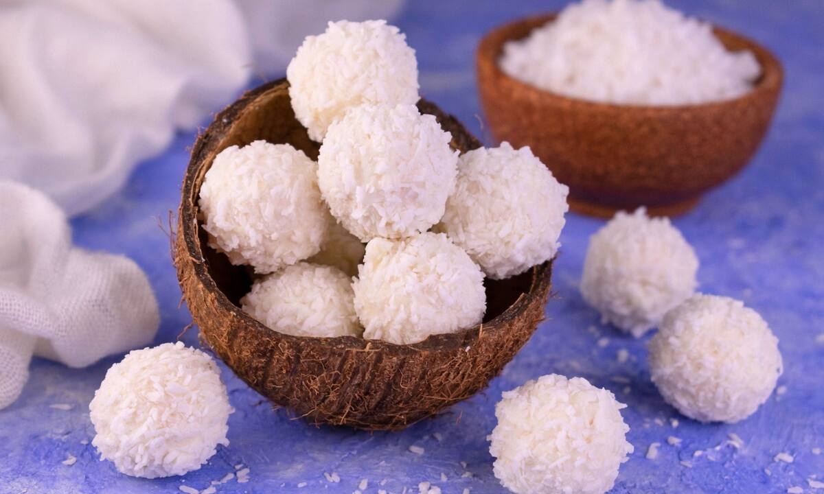 Συνταγή για μπουκίτσες καρύδας χωρίς αυγά και ζάχαρη