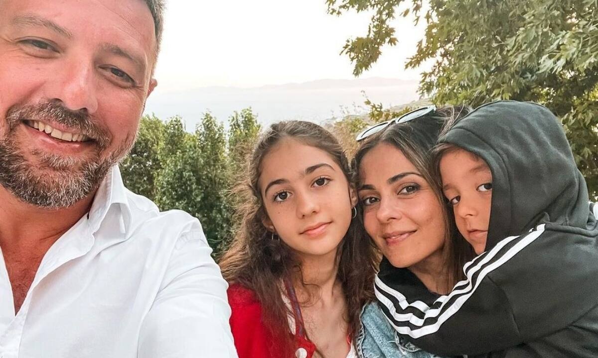 Μάνος Παπαγιάννης: Η χιουμοριστική φώτο με τον γιο του