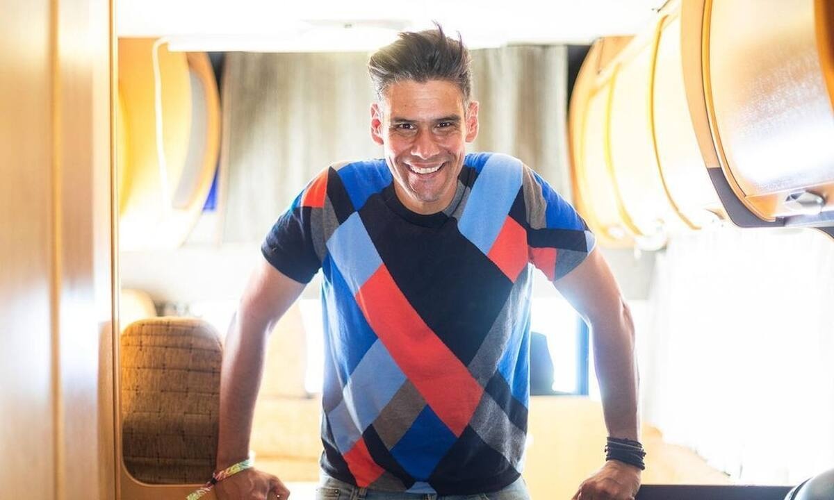 Ουγγαρέζος: Η ηλικία, η απώλεια των γονιών του και η πρώτη του δουλειά που κανένας δεν ξέρει